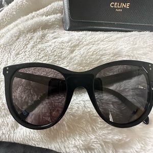 CELINE SUNGLASSES (in good condition)😎😎😎